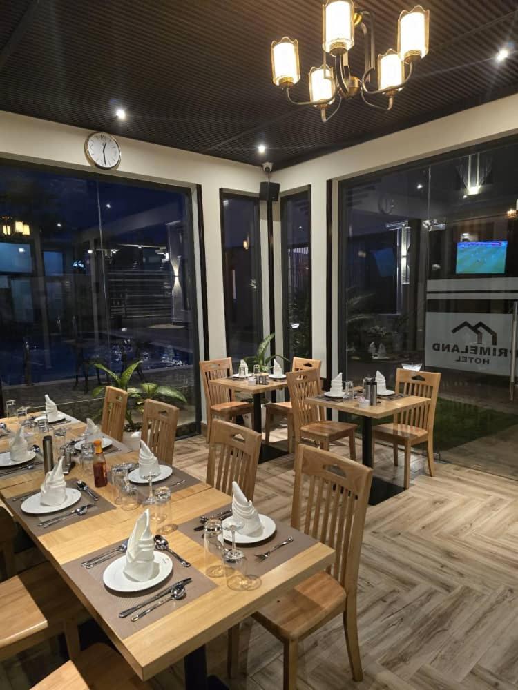 Primeland Hotel Moshi Ngoại thất bức ảnh