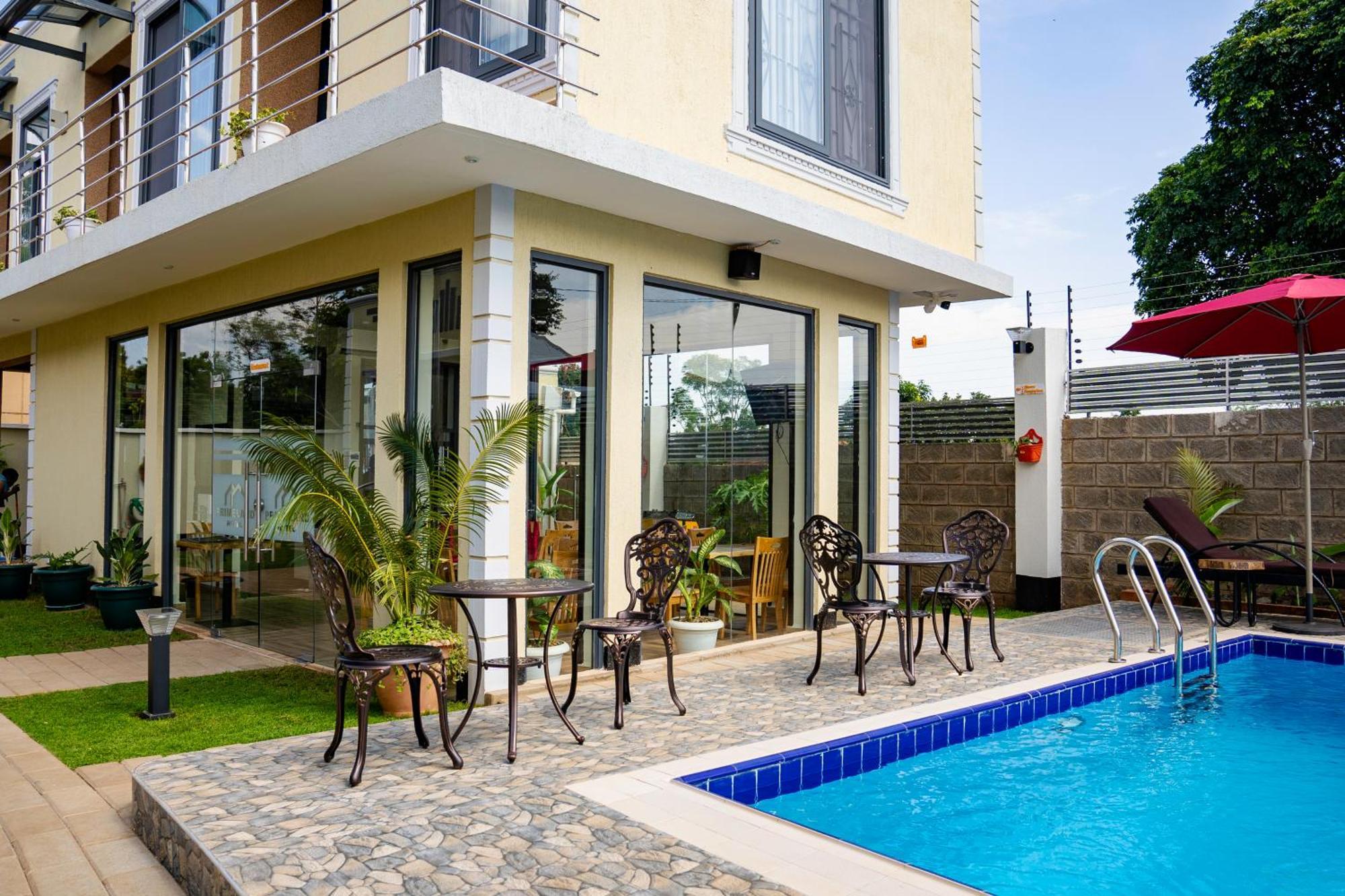 Primeland Hotel Moshi Ngoại thất bức ảnh
