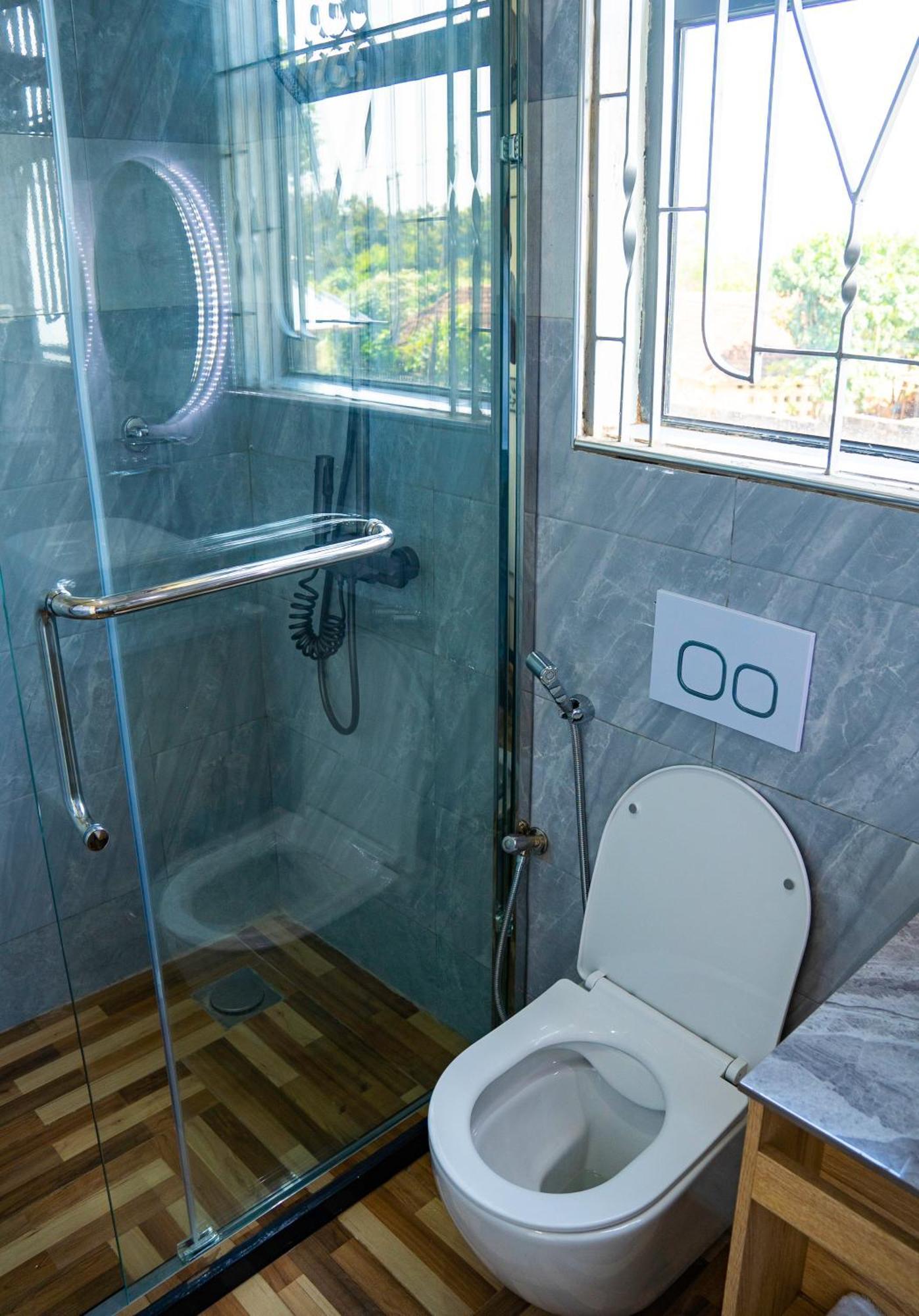 Primeland Hotel Moshi Ngoại thất bức ảnh