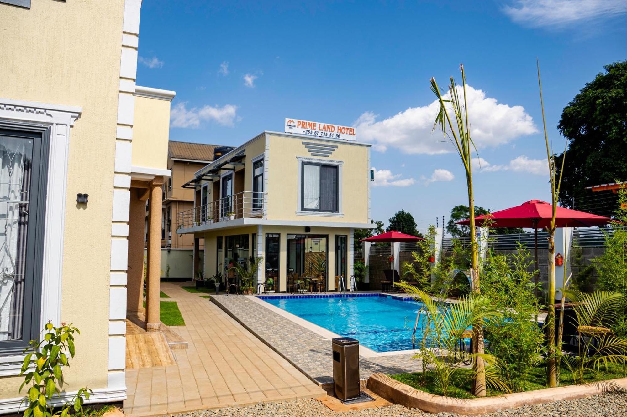 Primeland Hotel Moshi Ngoại thất bức ảnh